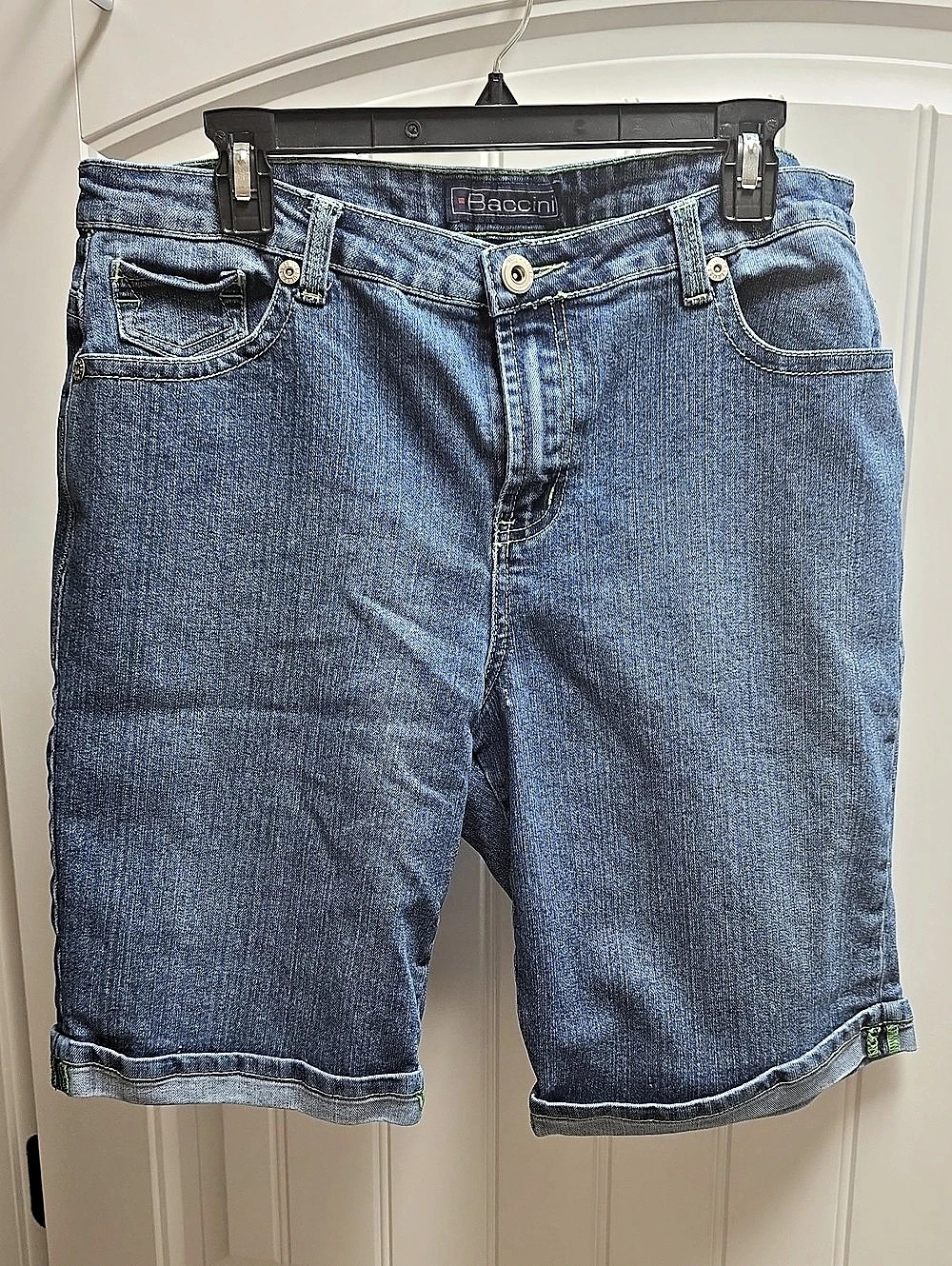 Baccini Women's Denim Jean Shorts Size 14 Like New